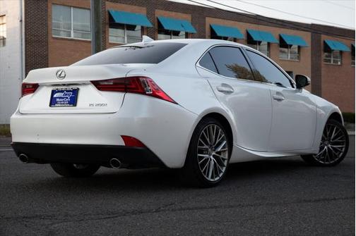 2016 Lexus IS 200t Base