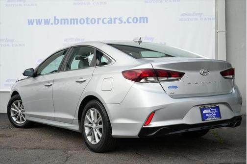 2018 Hyundai SONATA SE