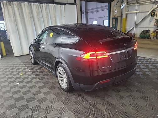 2018 Tesla Model X 75D