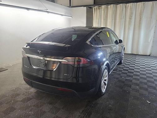 2018 Tesla Model X 75D