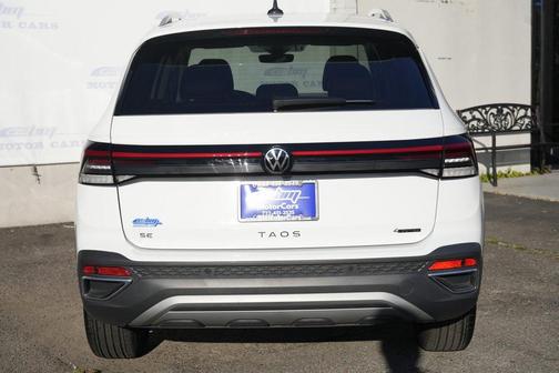 2025 Volkswagen Taos 1.5T SE