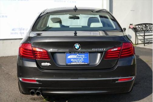 2016 BMW 528 528i xDrive
