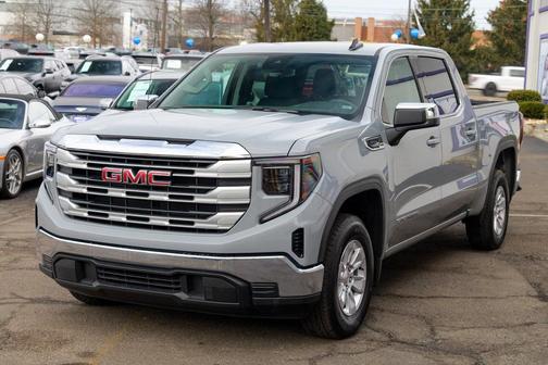 2024 GMC Sierra 1500 SLE