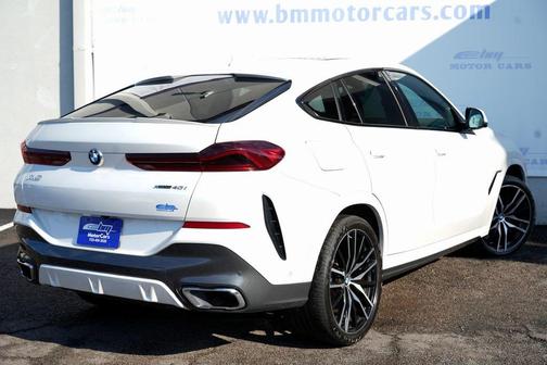 2022 BMW X6 xDrive40i