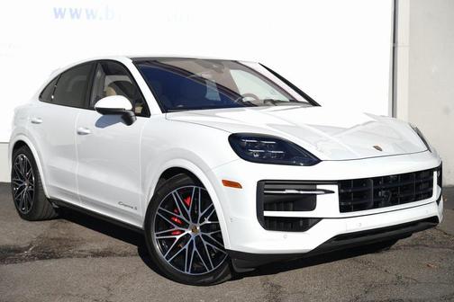 2024 Porsche Cayenne S