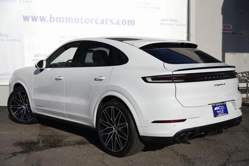 2024 Porsche Cayenne S