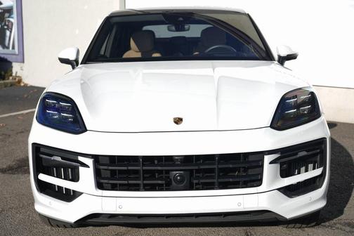 2024 Porsche Cayenne S