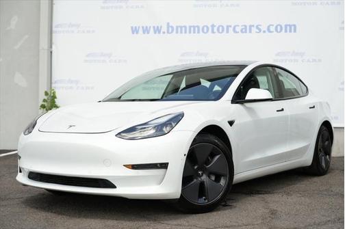 2021 Tesla Model 3 Standard Range Plus