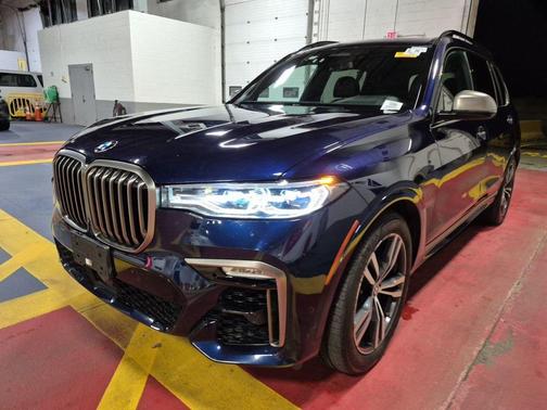 2020 BMW X7 M50i
