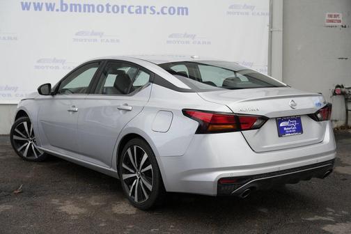 2022 Nissan Altima 2.5 SR