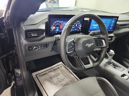 2025 Ford Mustang EcoBoost