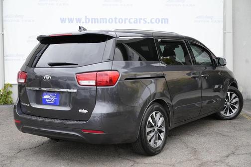 2016 Kia Sedona SX