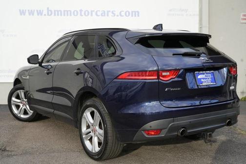 2017 Jaguar F-PACE 35t R-Sport