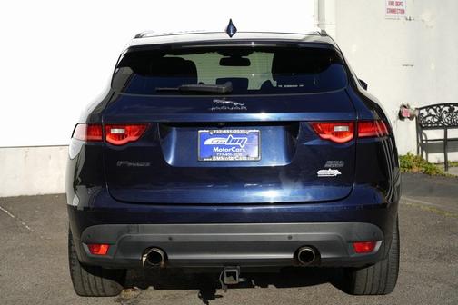 2017 Jaguar F-PACE 35t R-Sport