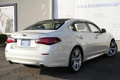 2016 INFINITI Q70L 3.7X