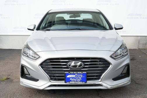 2018 Hyundai SONATA SE