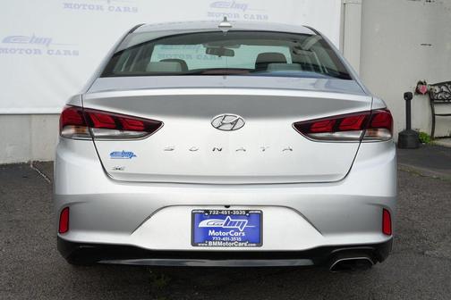 2018 Hyundai SONATA SE