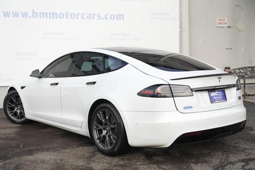 2022 Tesla Model S Plaid