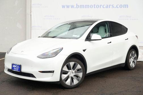 2022 Tesla Model Y Long Range