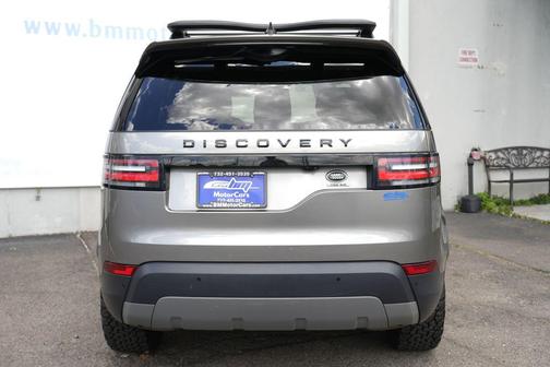 Gray 2019 Land Rover Discovery HSE