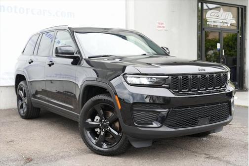 2022 Jeep Grand Cherokee Altitude
