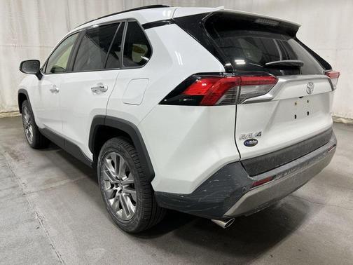 2023 Toyota RAV4 Limited
