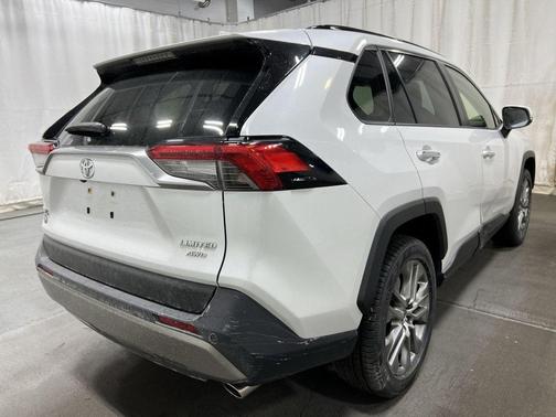 2023 Toyota RAV4 Limited