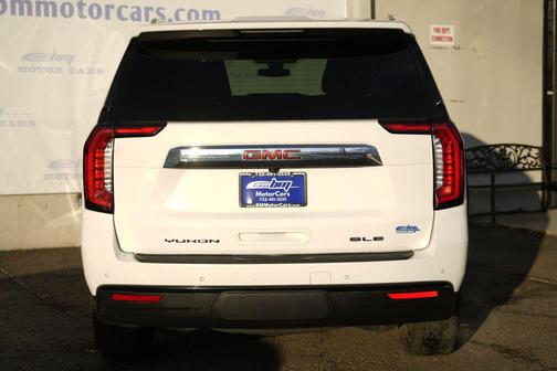 2022 GMC Yukon SLE