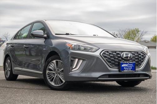 2020 Hyundai IONIQ Plug-In Hybrid SE