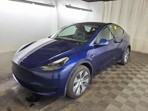 2024 Tesla Model Y Long Range