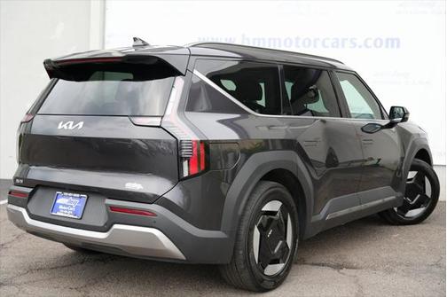 2024 Kia EV9 Wind