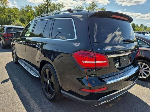 2017 Mercedes-Benz GLS 450 4MATIC