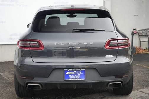 2017 Porsche Macan Base