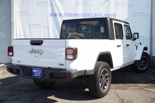 2023 Jeep Gladiator Overland