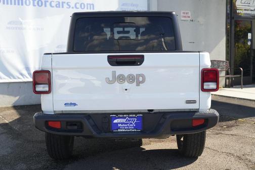 2023 Jeep Gladiator Overland