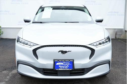 2022 Ford Mustang Mach-E Select