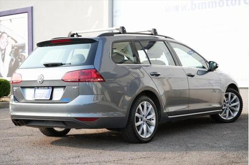 2017 Volkswagen Golf SportWagen TSI SE