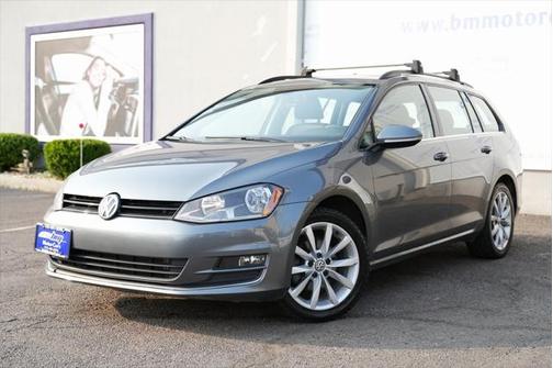 2017 Volkswagen Golf SportWagen TSI SE
