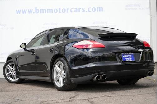2013 Porsche Panamera 2