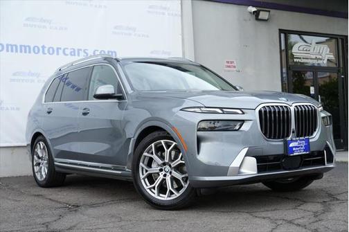 2025 BMW X7 xDrive40i