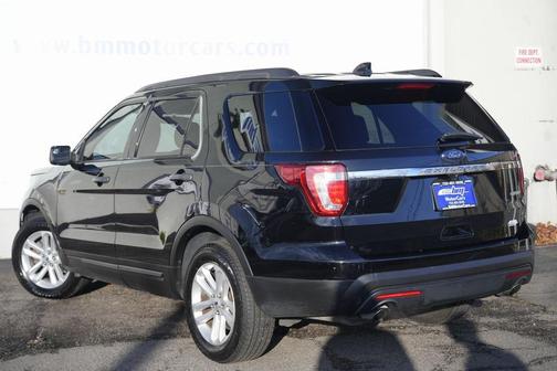 2017 Ford Explorer Base