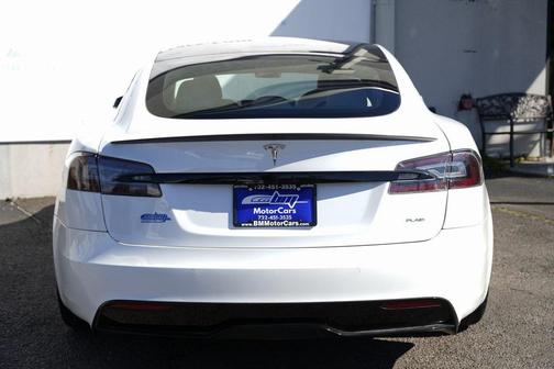2021 Tesla Model S Plaid