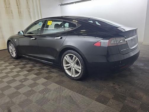 2016 Tesla Model S 
