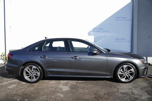 2021 Audi A4 45 S line Premium Plus