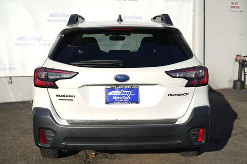 Crystal White Pearl 2022 Subaru Outback Premium