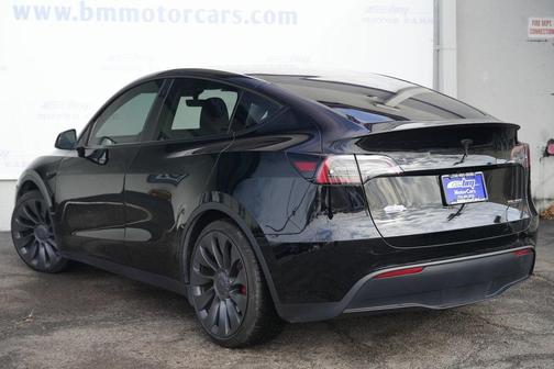 2023 Tesla Model Y Performance
