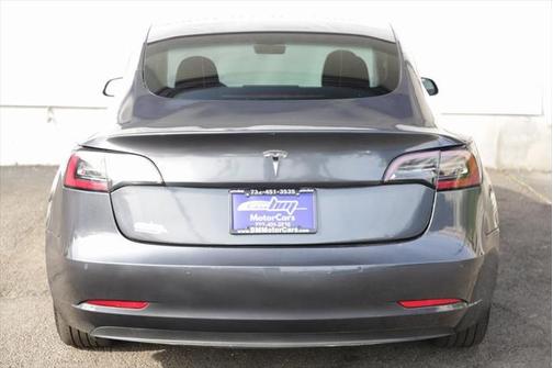 2022 Tesla Model 3 Standard Range