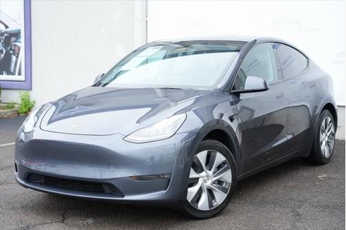 2022 Tesla Model Y Long Range