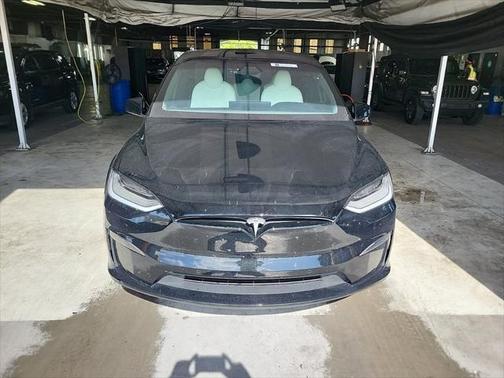 2022 Tesla Model X Base