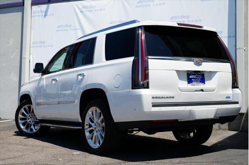 2020 Cadillac Escalade Luxury